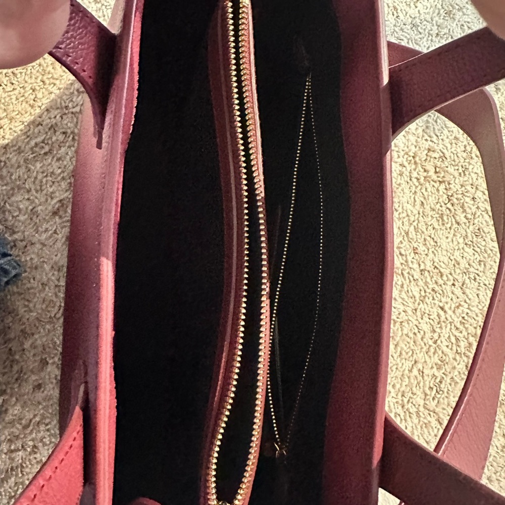 Burberry Crimson Banner HHL Bag - Picture 6 of 15